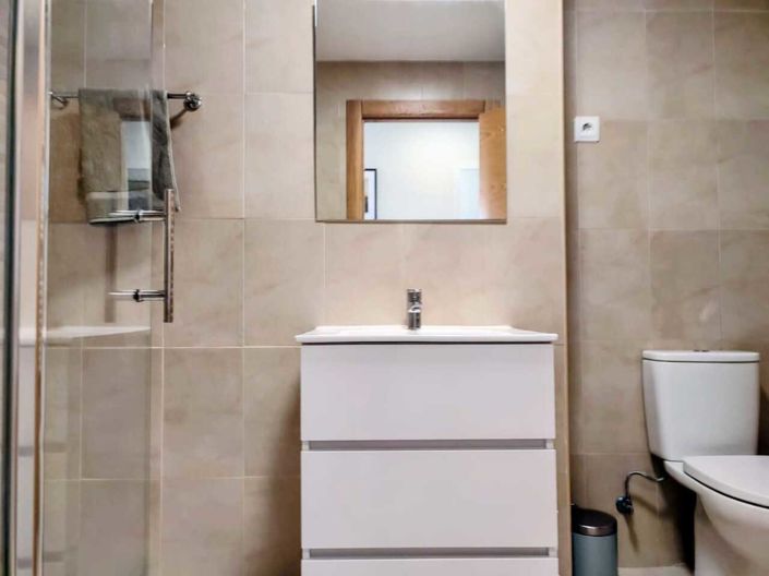 Image No.15-2 Bed Apartment for sale