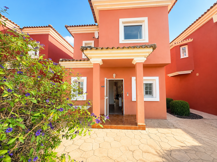 Image No.10-2 Bed Villa for sale