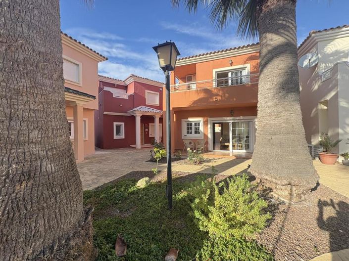Image No.2-2 Bed Villa for sale