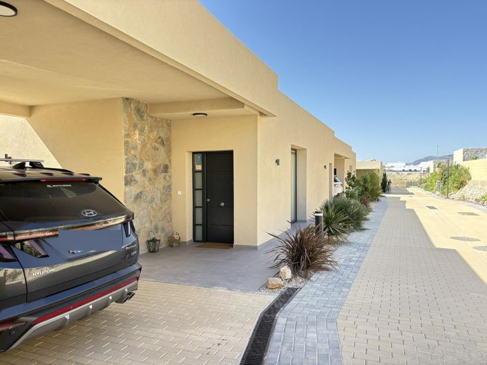 Image No.8-2 Bed Villa for sale