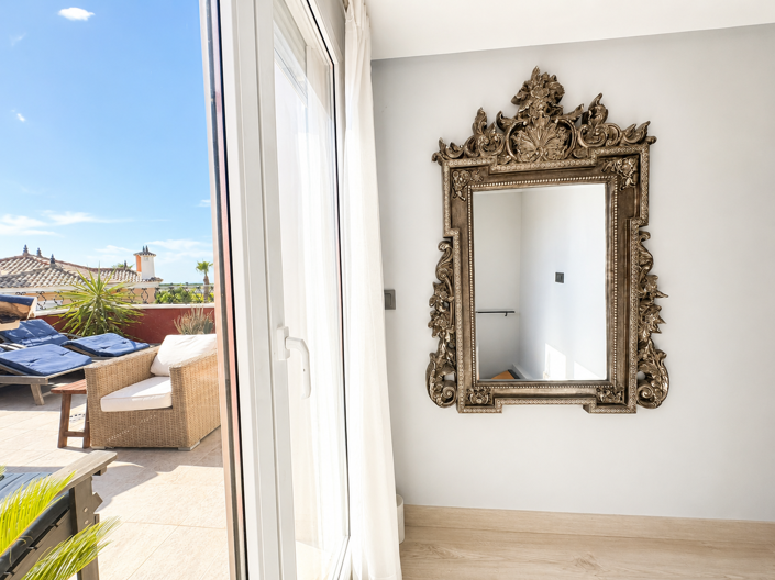 Image No.25-2 Bed Apartment for sale