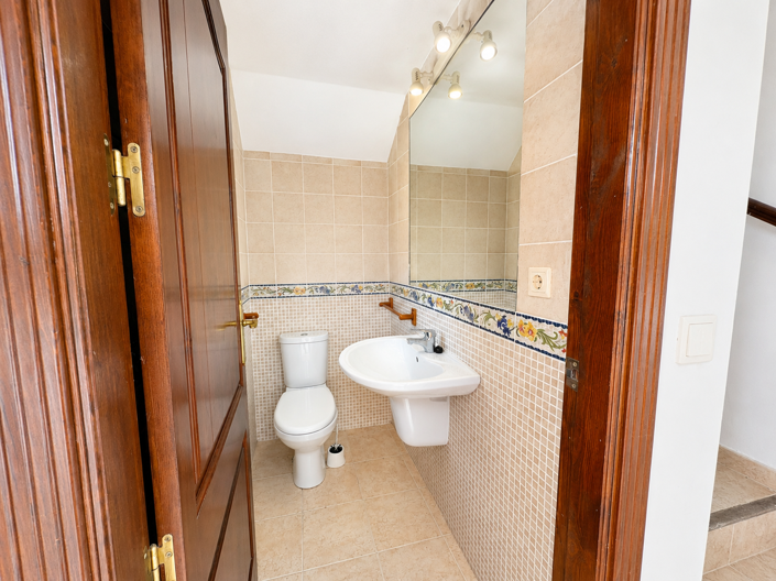 Image No.18-2 Bed Villa for sale