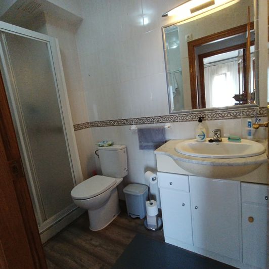Image No.17-2 Bed Apartment for sale