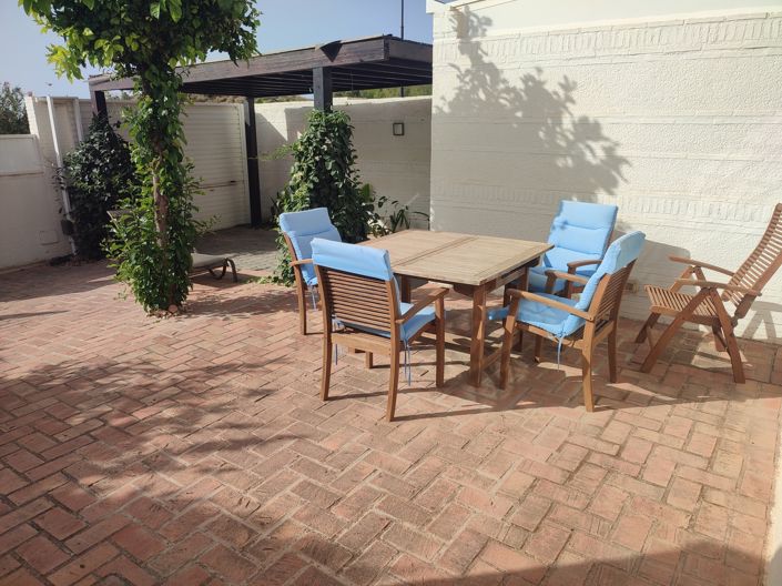 Image No.25-2 Bed Villa for sale