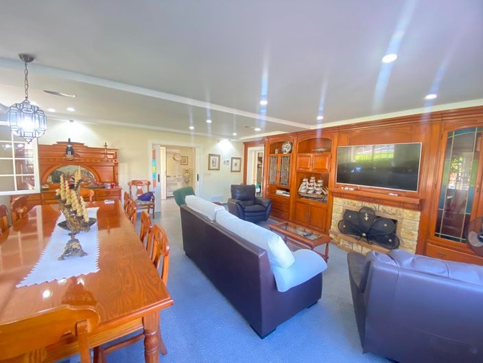 Image No.29-8 Bed Villa for sale