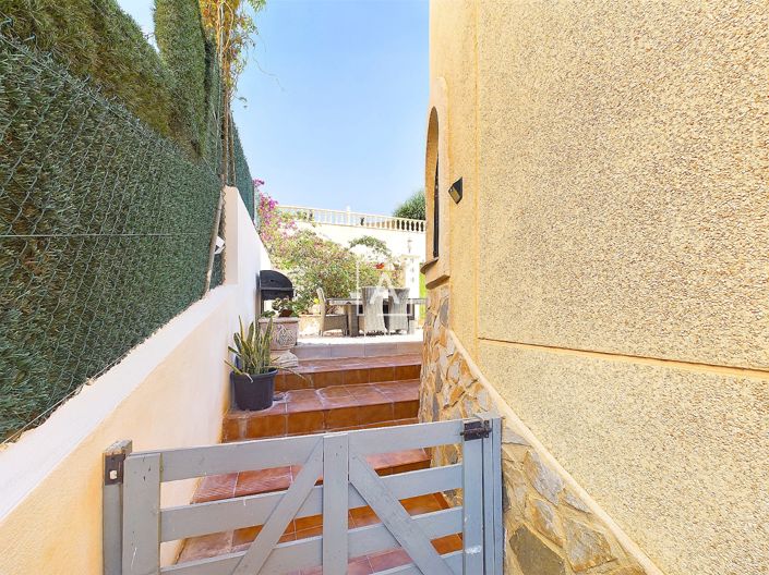 Image No.32-3 Bed Villa for sale