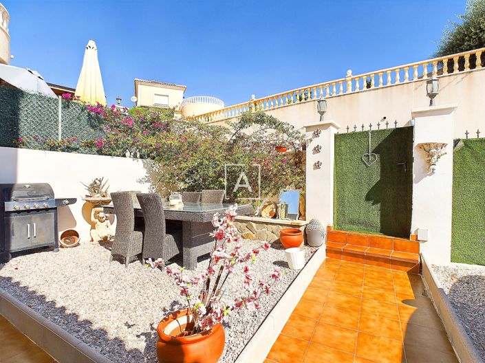 Image No.45-3 Bed Villa for sale
