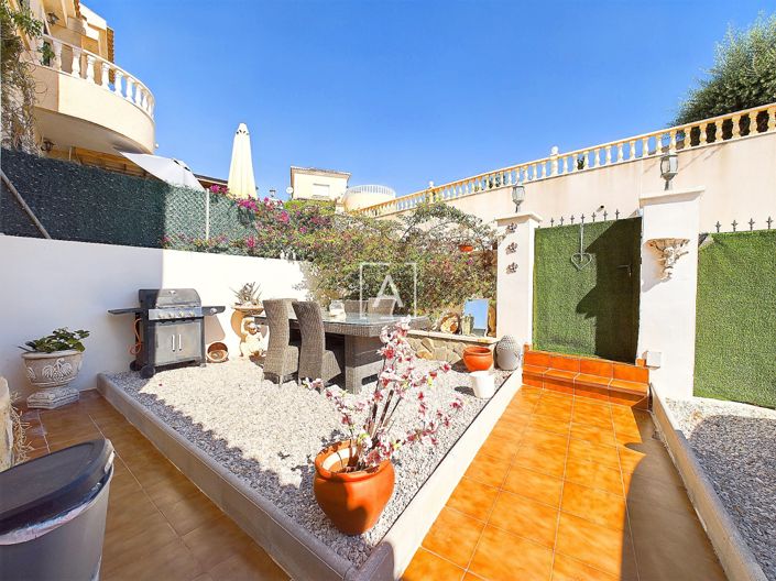 Image No.48-3 Bed Villa for sale