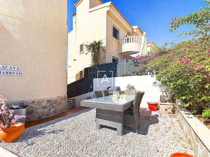 Image No.49-3 Bed Villa for sale