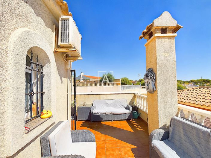 Image No.5-3 Bed Villa for sale