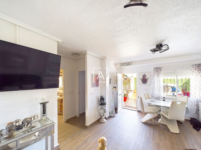 Image No.8-3 Bed Villa for sale