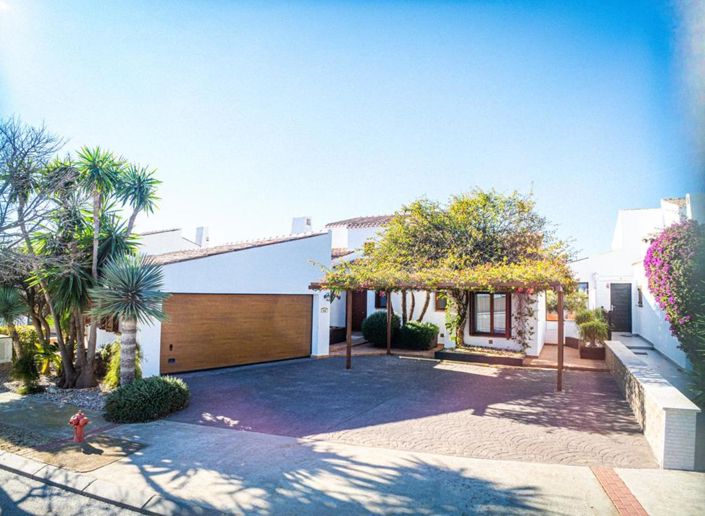 Image No.19-3 Bed Villa for sale