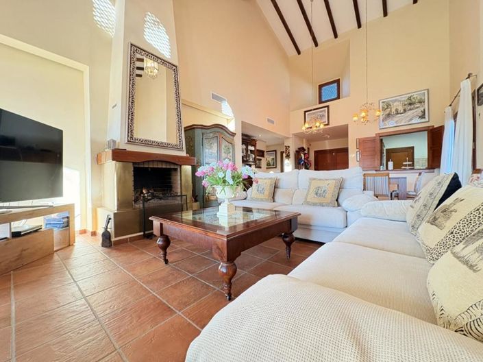 Image No.23-3 Bed Villa for sale