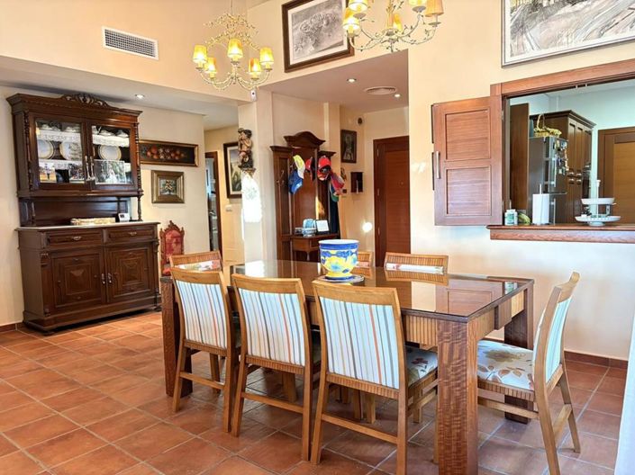 Image No.25-3 Bed Villa for sale