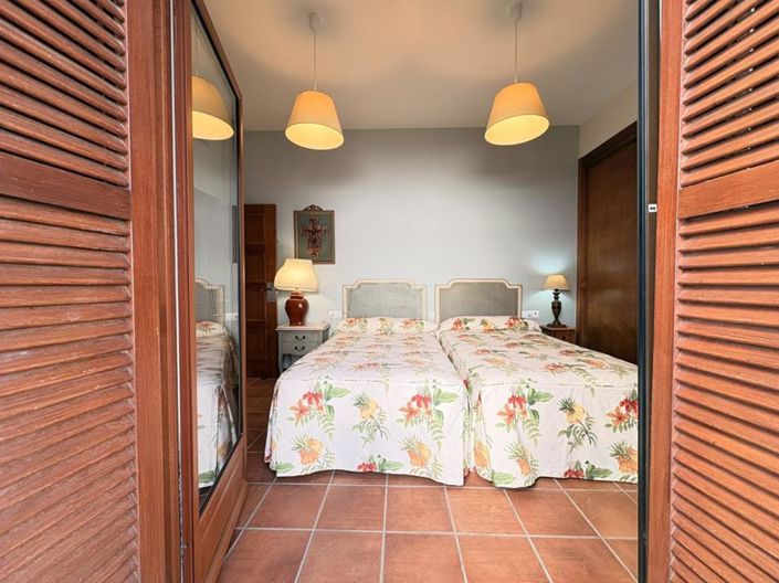 Image No.35-3 Bed Villa for sale