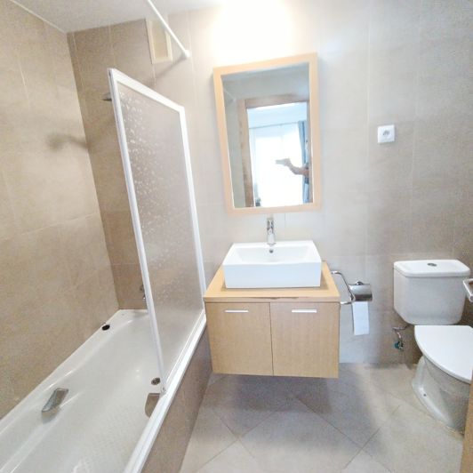 Image No.16-2 Bed Apartment for sale