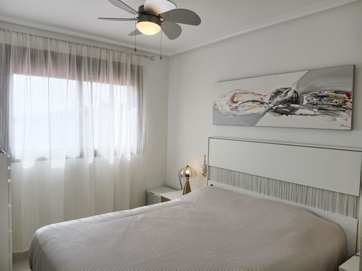 Image No.15-2 Bed Apartment for sale