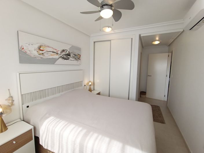 Image No.17-2 Bed Apartment for sale