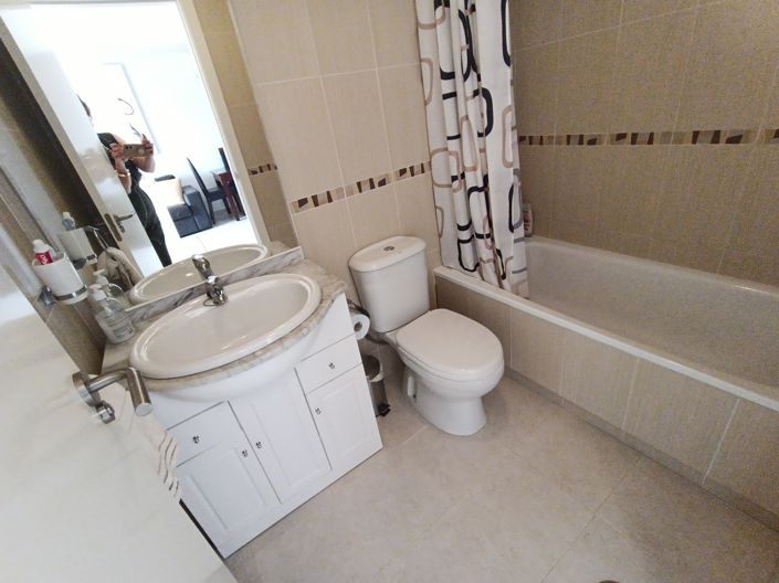 Image No.19-2 Bed Apartment for sale