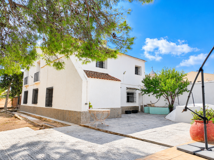 Image No.16-6 Bed Villa for sale