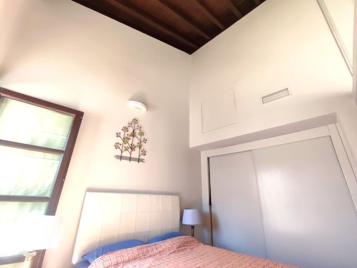 Image No.17-2 Bed Villa for sale