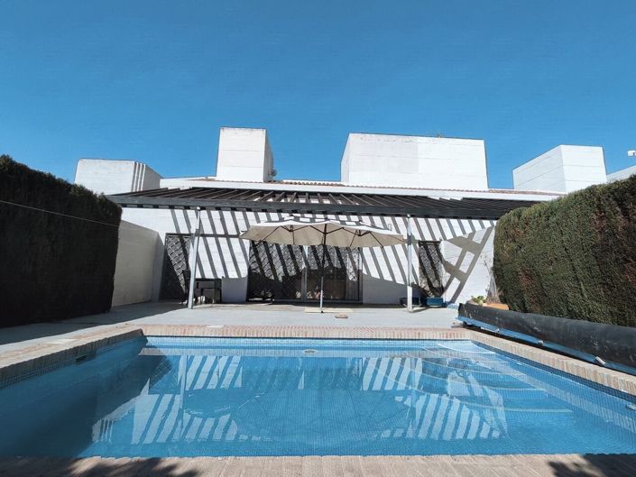 Image No.5-2 Bed Villa for sale