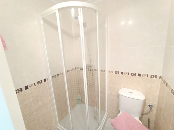 Image No.21-2 Bed Apartment for sale