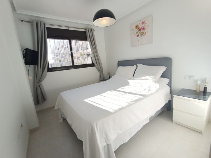Image No.23-2 Bed Apartment for sale