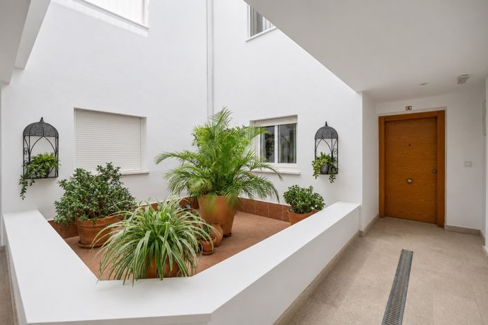 Image No.13-2 Bed Apartment for sale