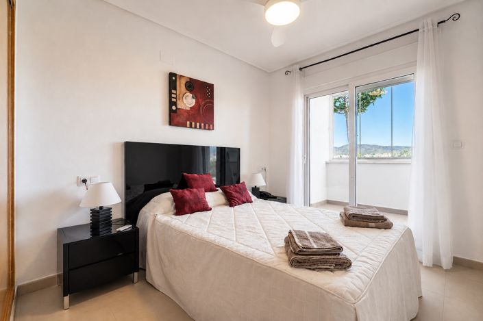Image No.14-2 Bed Apartment for sale