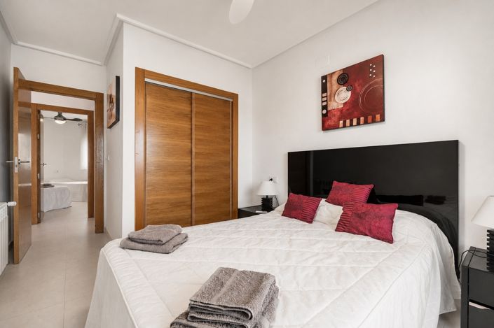 Image No.3-2 Bed Apartment for sale