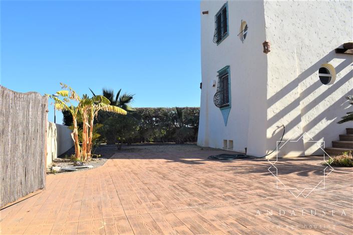 Image No.39-4 Bed Property for sale