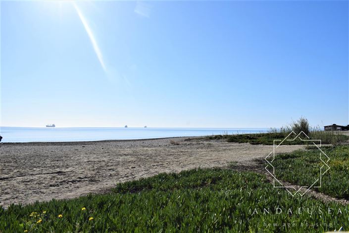 Image No.44-4 Bed Property for sale