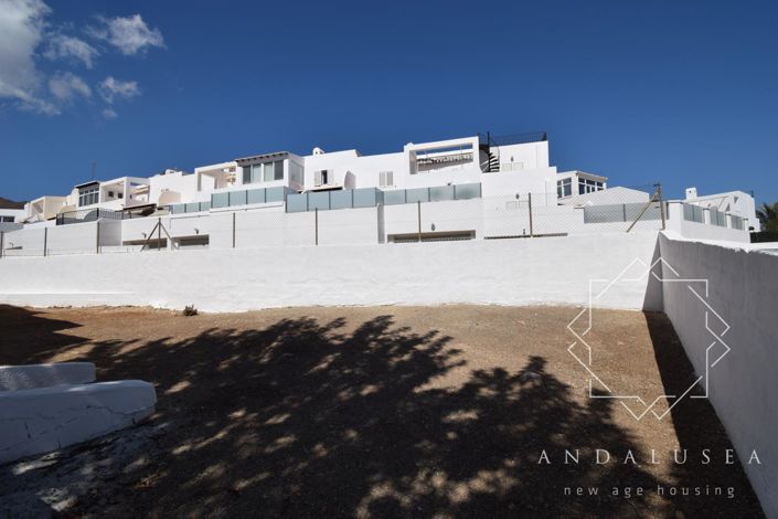 Image No.49-3 Bed Property for sale