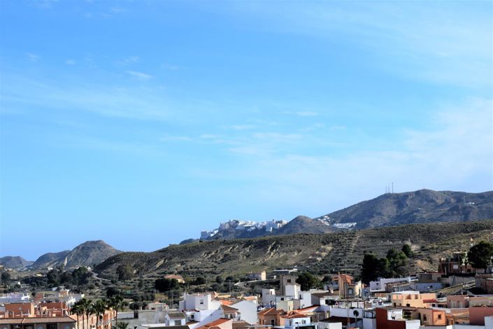 Image No.48-6 Bed Property for sale