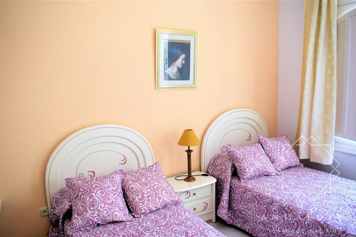 Image No.29-4 Bed Property for sale