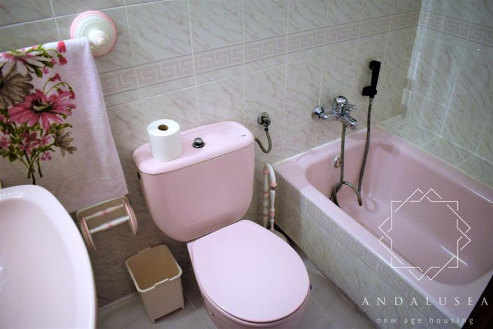 Image No.36-4 Bed Property for sale