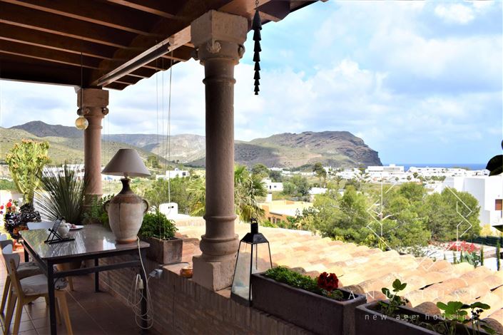 Image No.26-5 Bed Property for sale