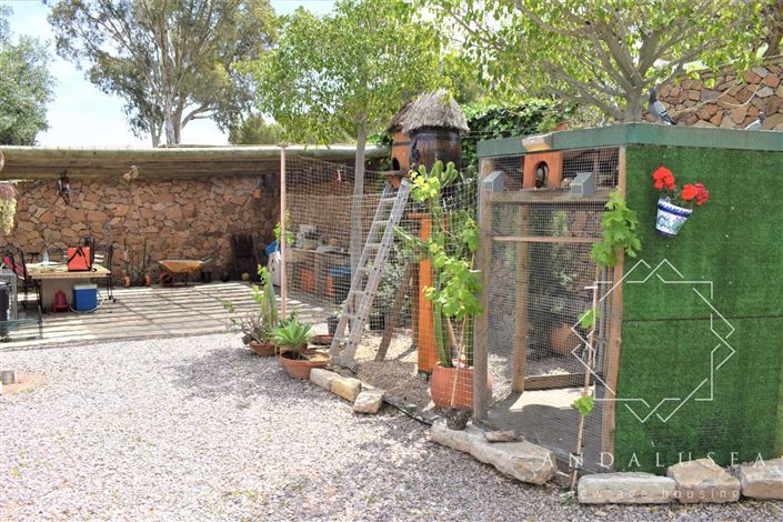 Image No.58-5 Bed Property for sale