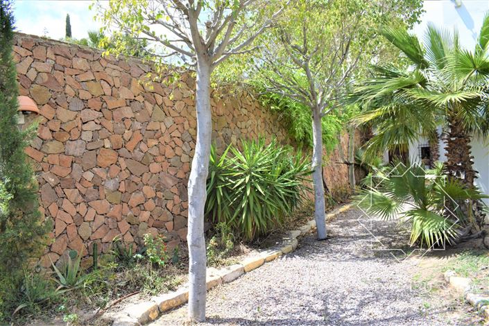 Image No.59-5 Bed Property for sale