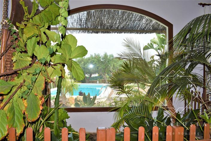 Image No.11-5 Bed Property for sale