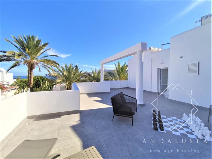 Image No.52-4 Bed Property for sale