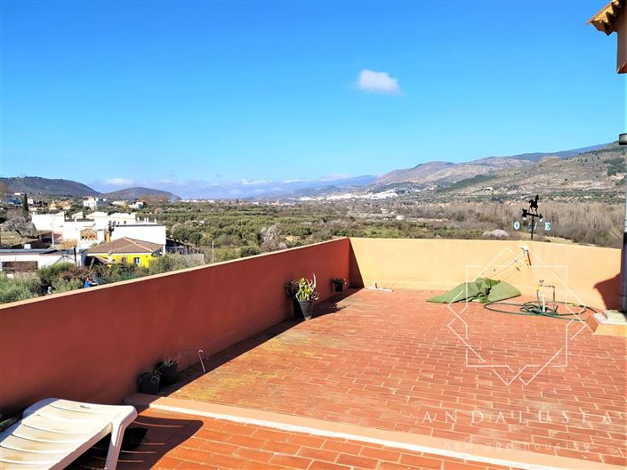 Image No.35-5 Bed Property for sale