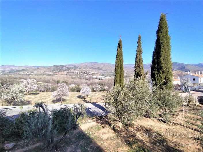 Image No.56-5 Bed Property for sale