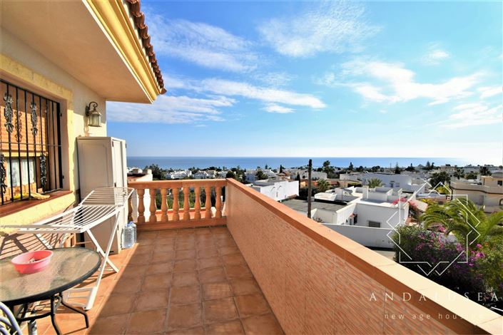 Image No.13-3 Bed Property for sale