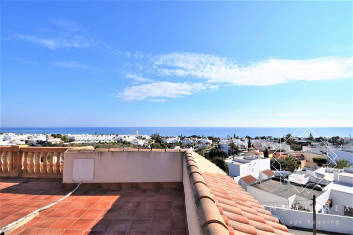 Image No.34-3 Bed Property for sale