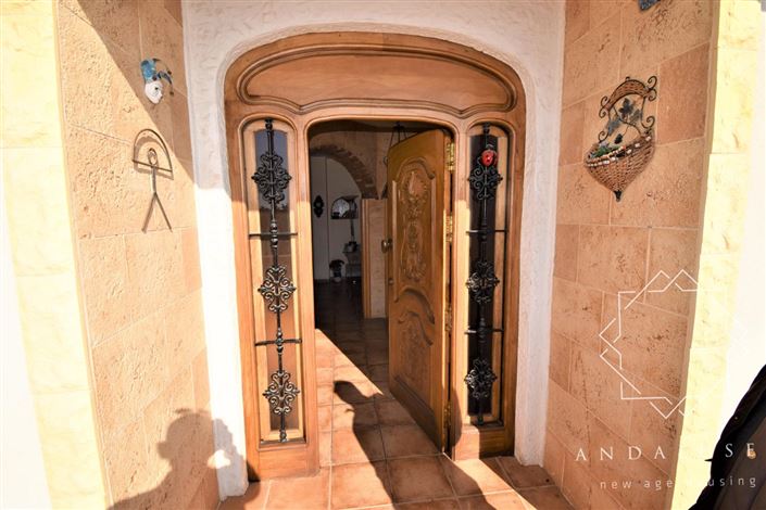 Image No.4-3 Bed Property for sale