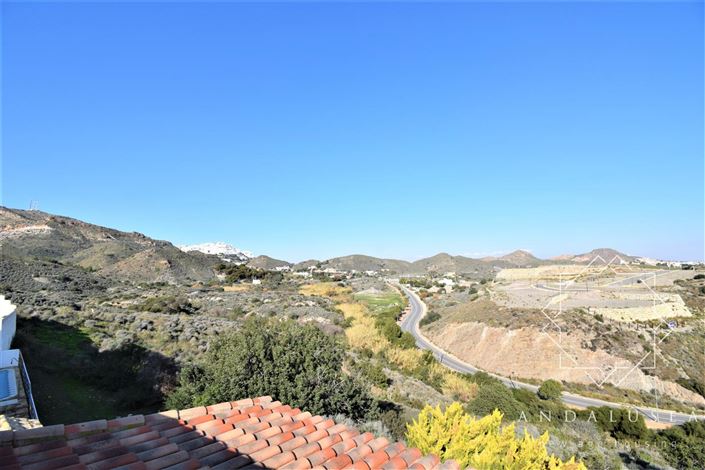 Image No.39-3 Bed Property for sale