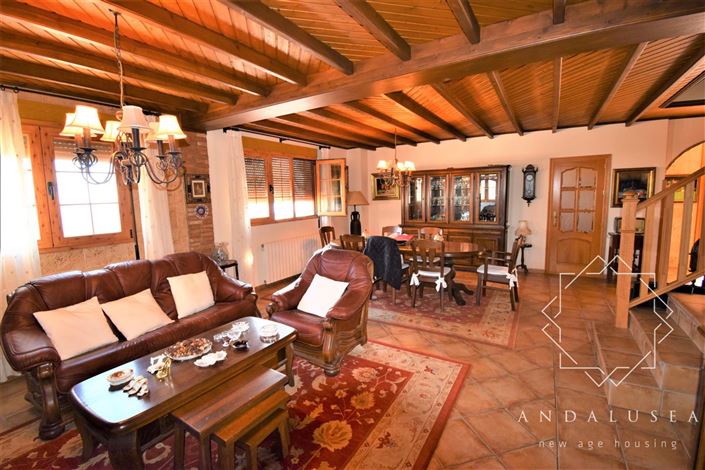 Image No.9-3 Bed Property for sale