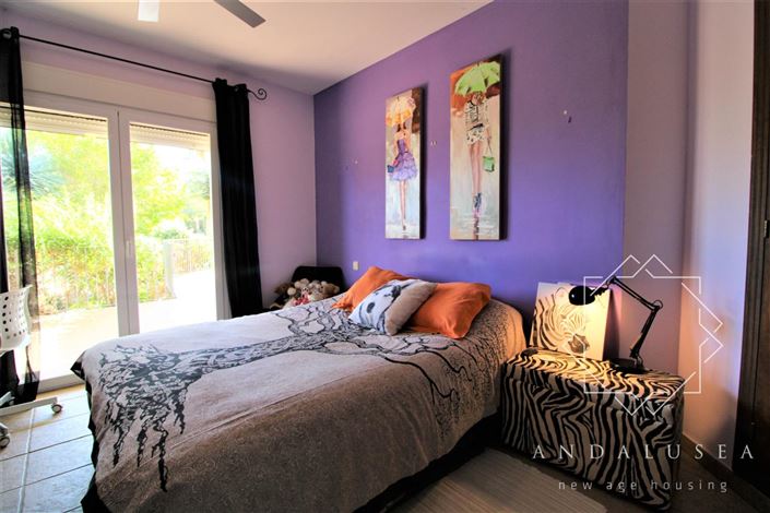 Image No.26-4 Bed Property for sale